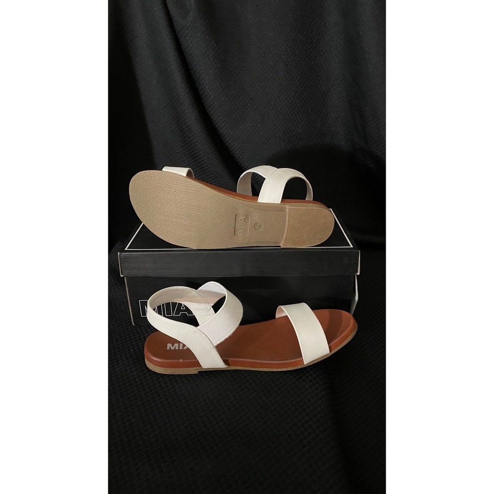 MIA Cindi White Strappy Flat Sandals Size 8 1/2M MH1312J Elastic Ankle Strap NEW - Picture 5 of 8